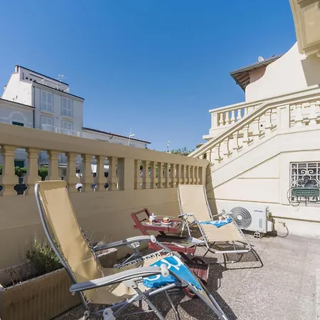 Brezza Marina By Interhome Appartamento