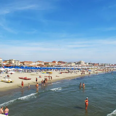 Brezza Marina By Interhome * Lido di Camaiore